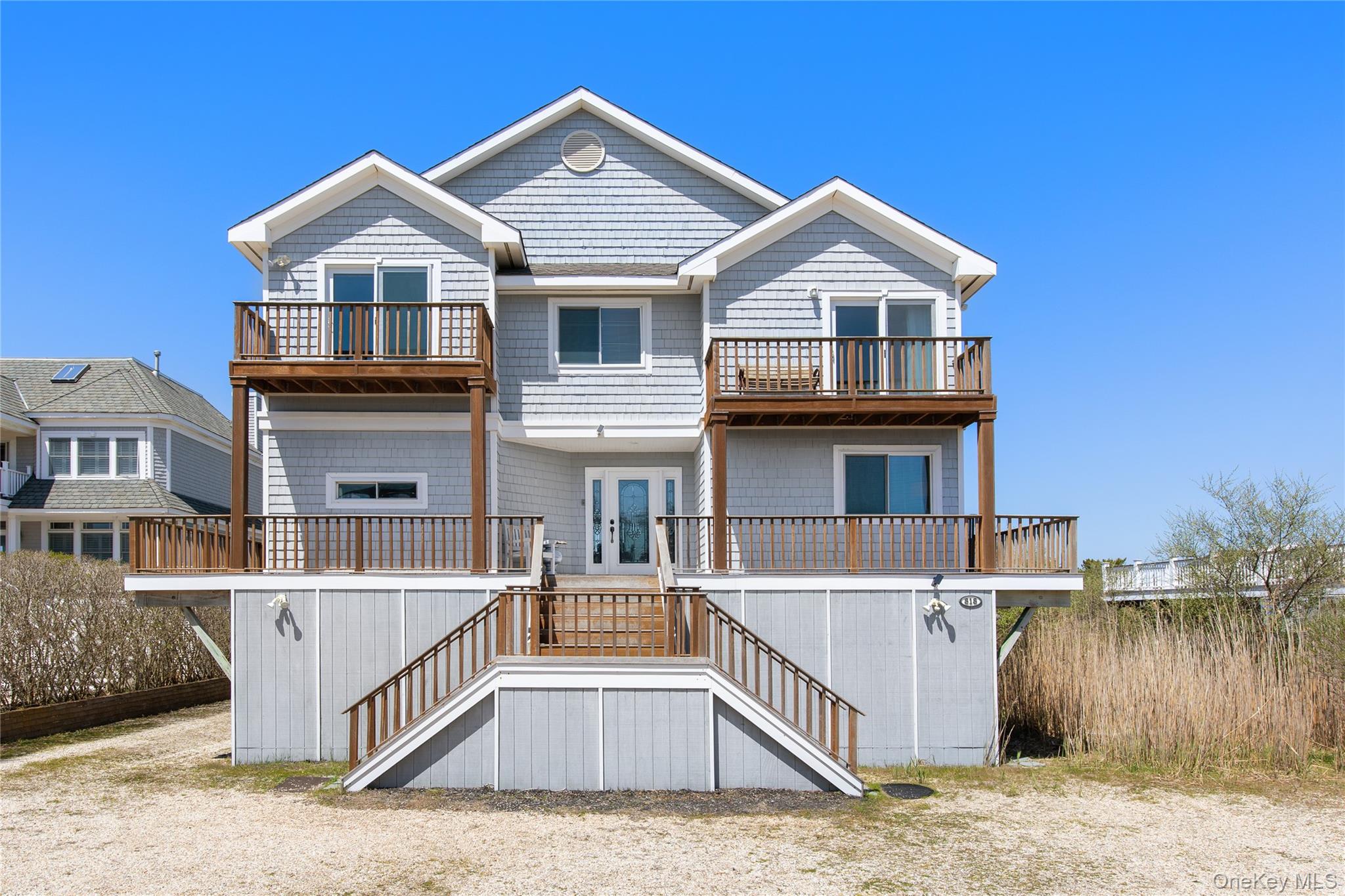 818 Dune Road – For Sale photo 2