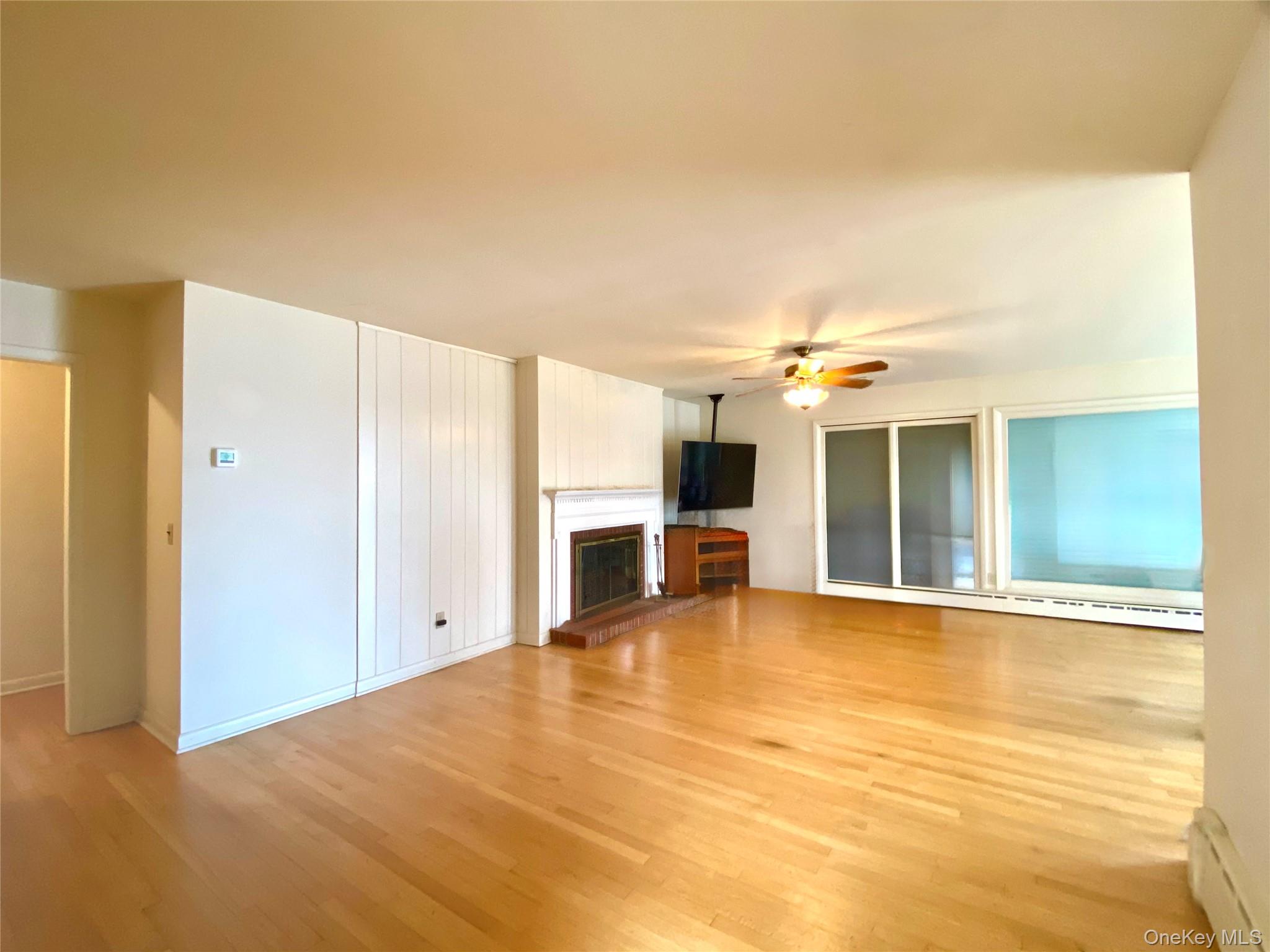 100 Sound Drive – For Sale photo 14