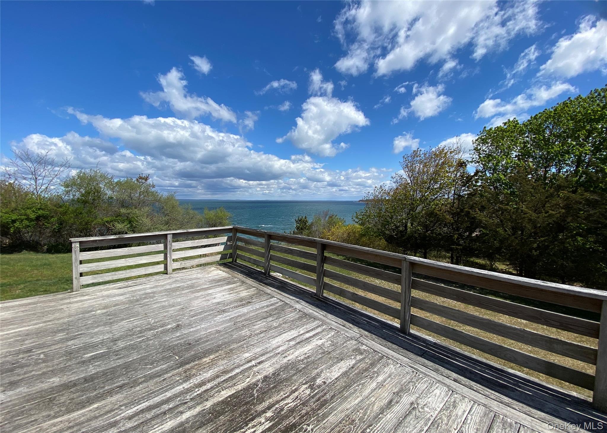 100 Sound Drive – For Sale photo 8