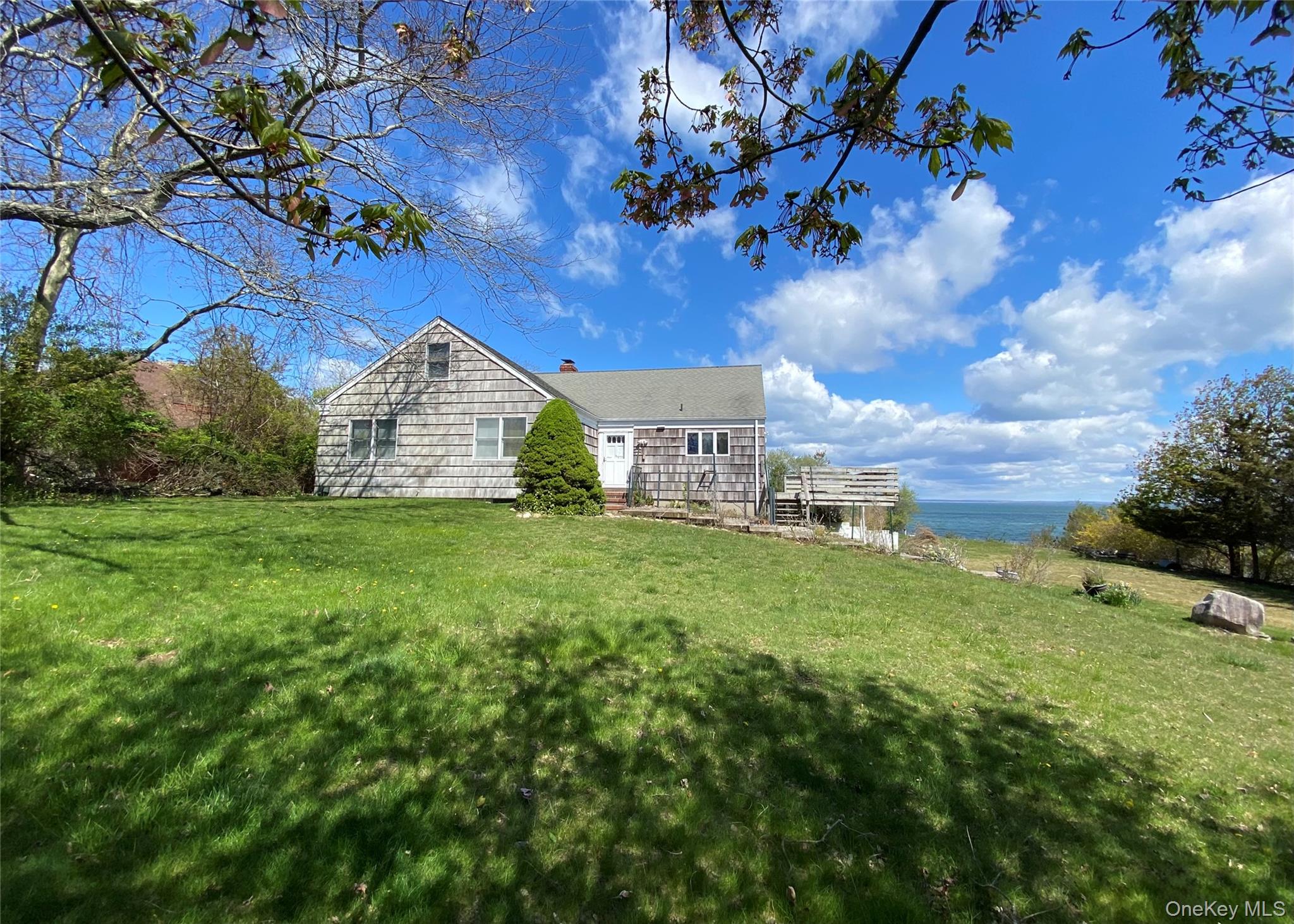 100 Sound Drive – For Sale photo 5