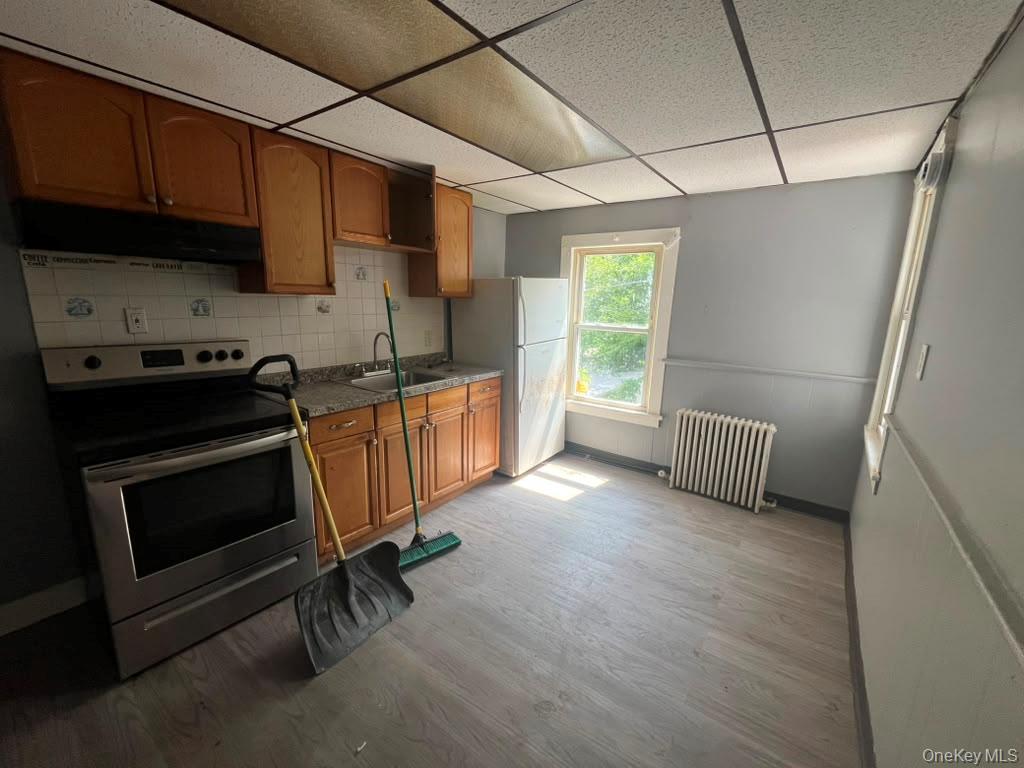 14 Park Street – For Sale photo 3
