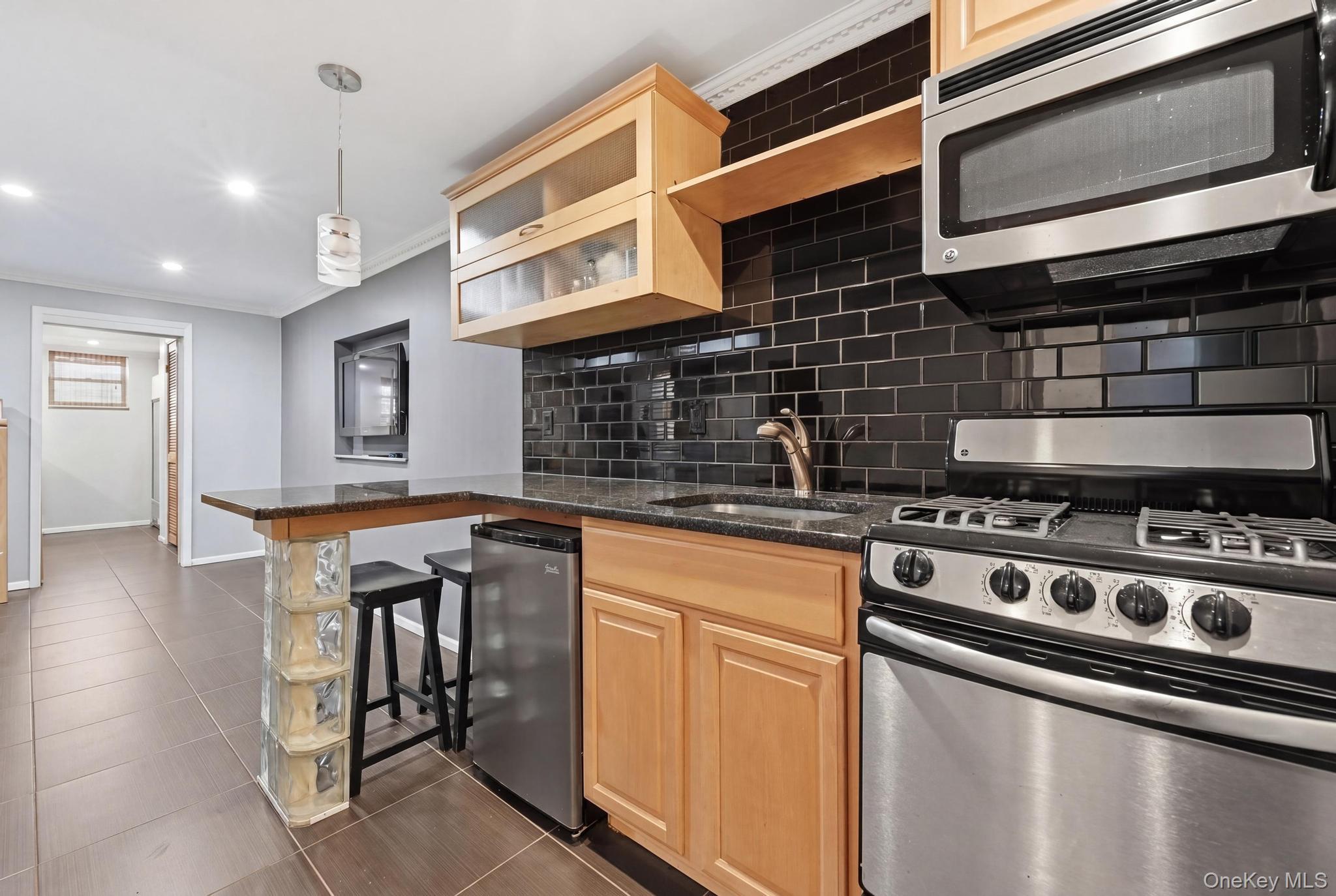 2395 E 3rd Street – For Sale photo 16