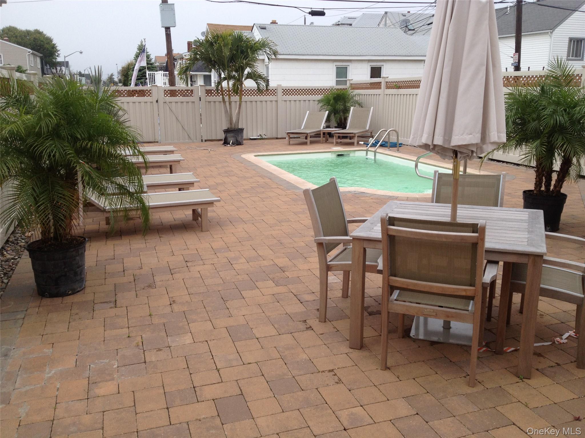 3 Pennsylvania Court – For Rent photo 4