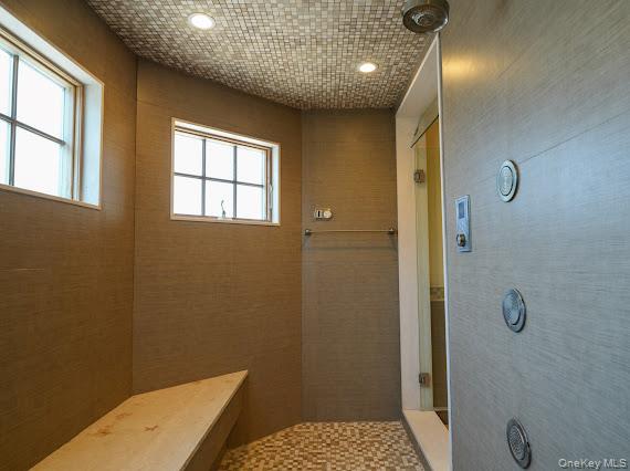 3 Pennsylvania Court – For Rent photo 28