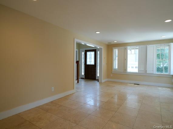 3 Pennsylvania Court – For Rent photo 5
