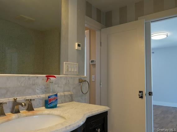 3 Pennsylvania Court – For Rent photo 34