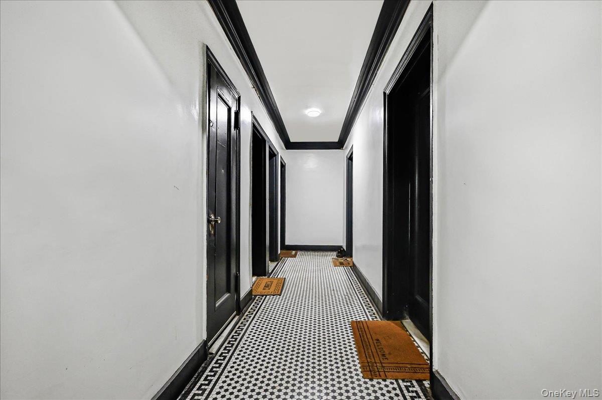 50-05 43rd Avenue, Unit 1M photo 4