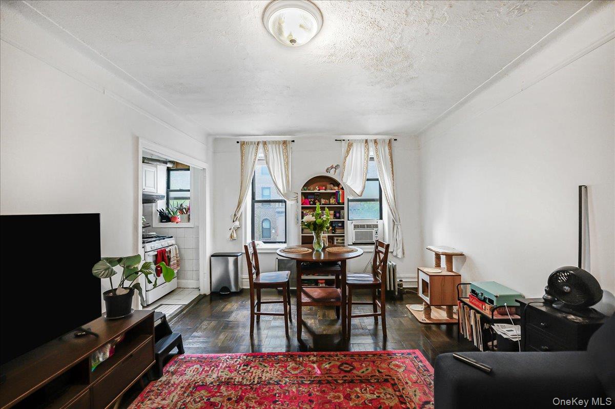 50-05 43rd Avenue, Unit 1M photo 5