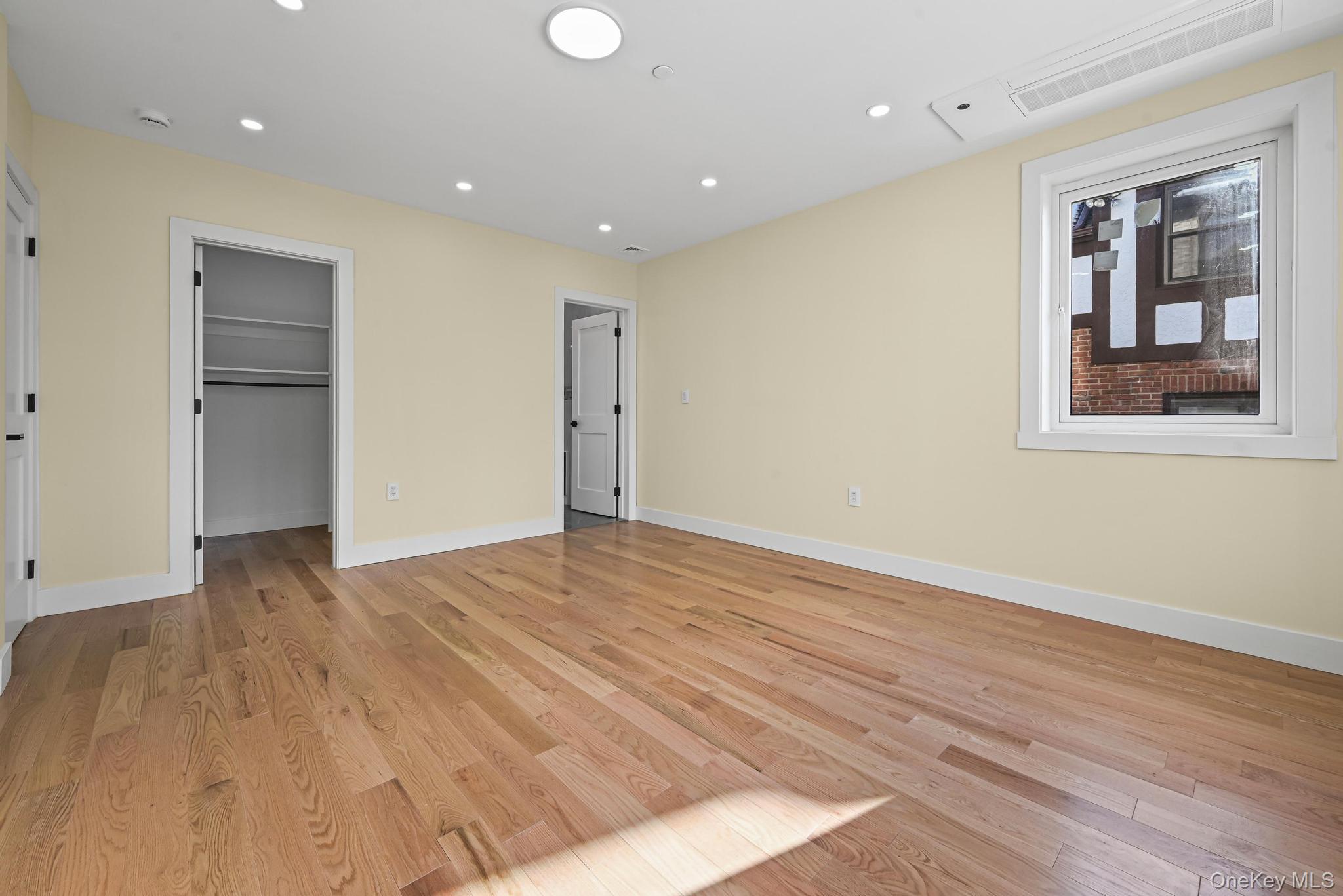 32-35 164th Street – For Sale photo 16