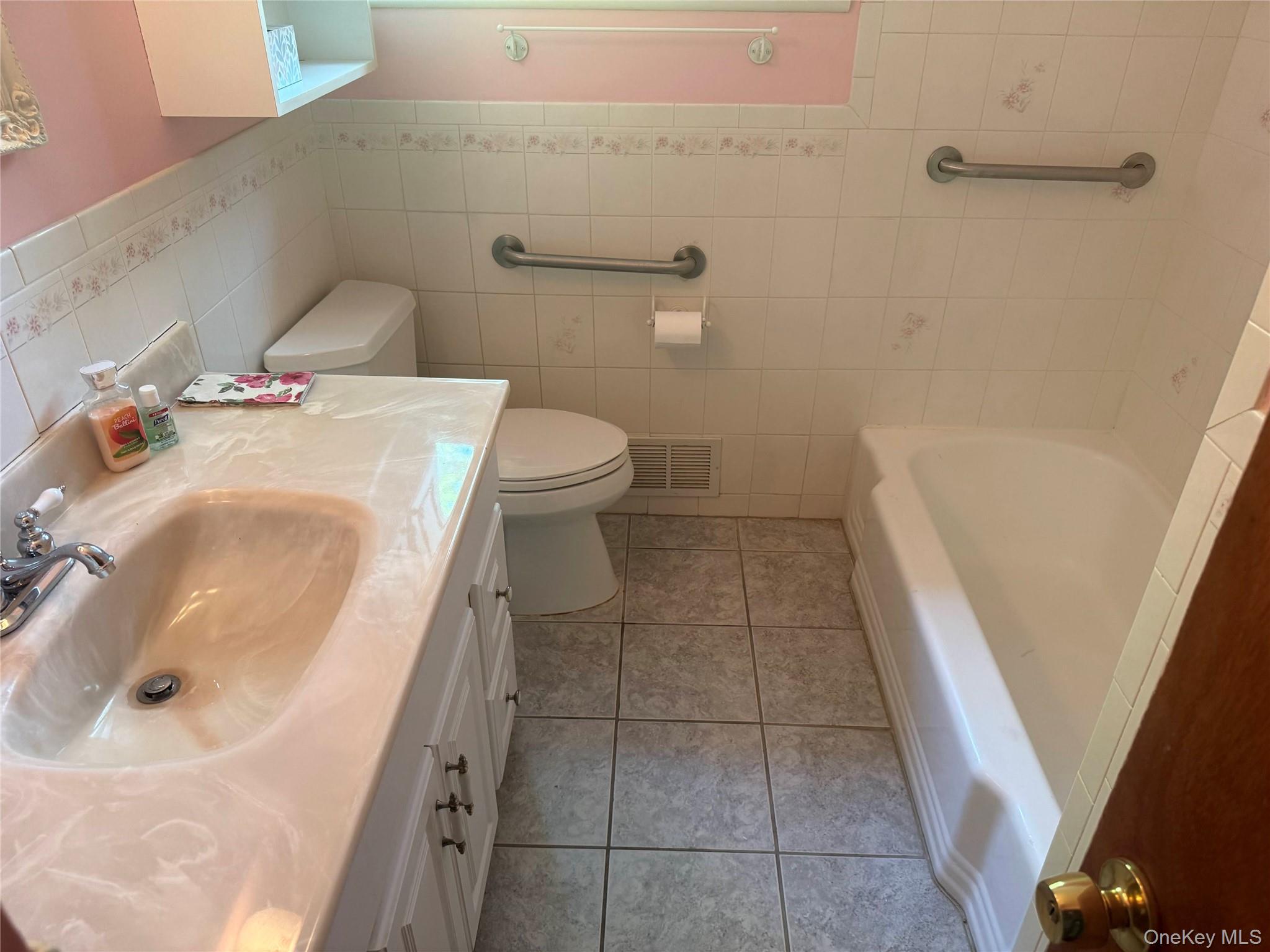 18 Greene Road – For Sale photo 13