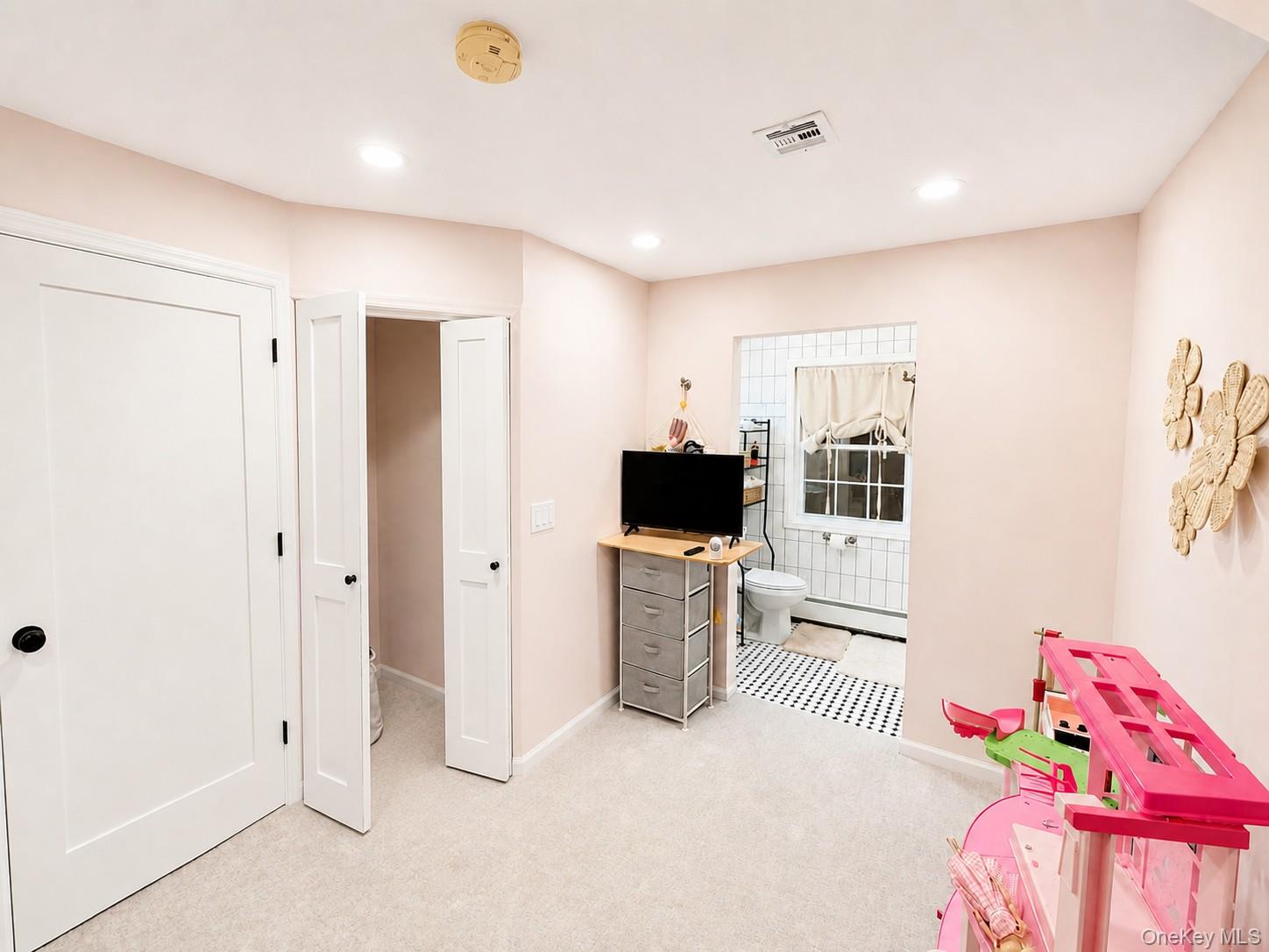 88 Pace Drive S – For Sale photo 4