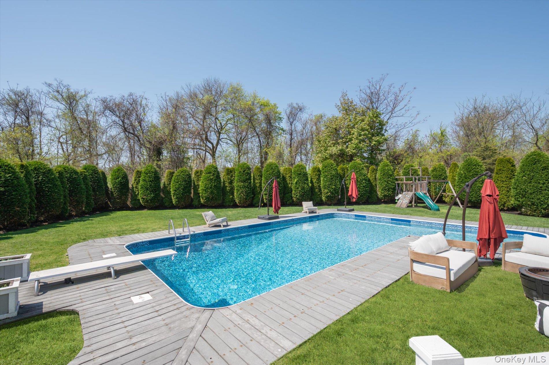 88 Pace Drive S – For Sale photo 35