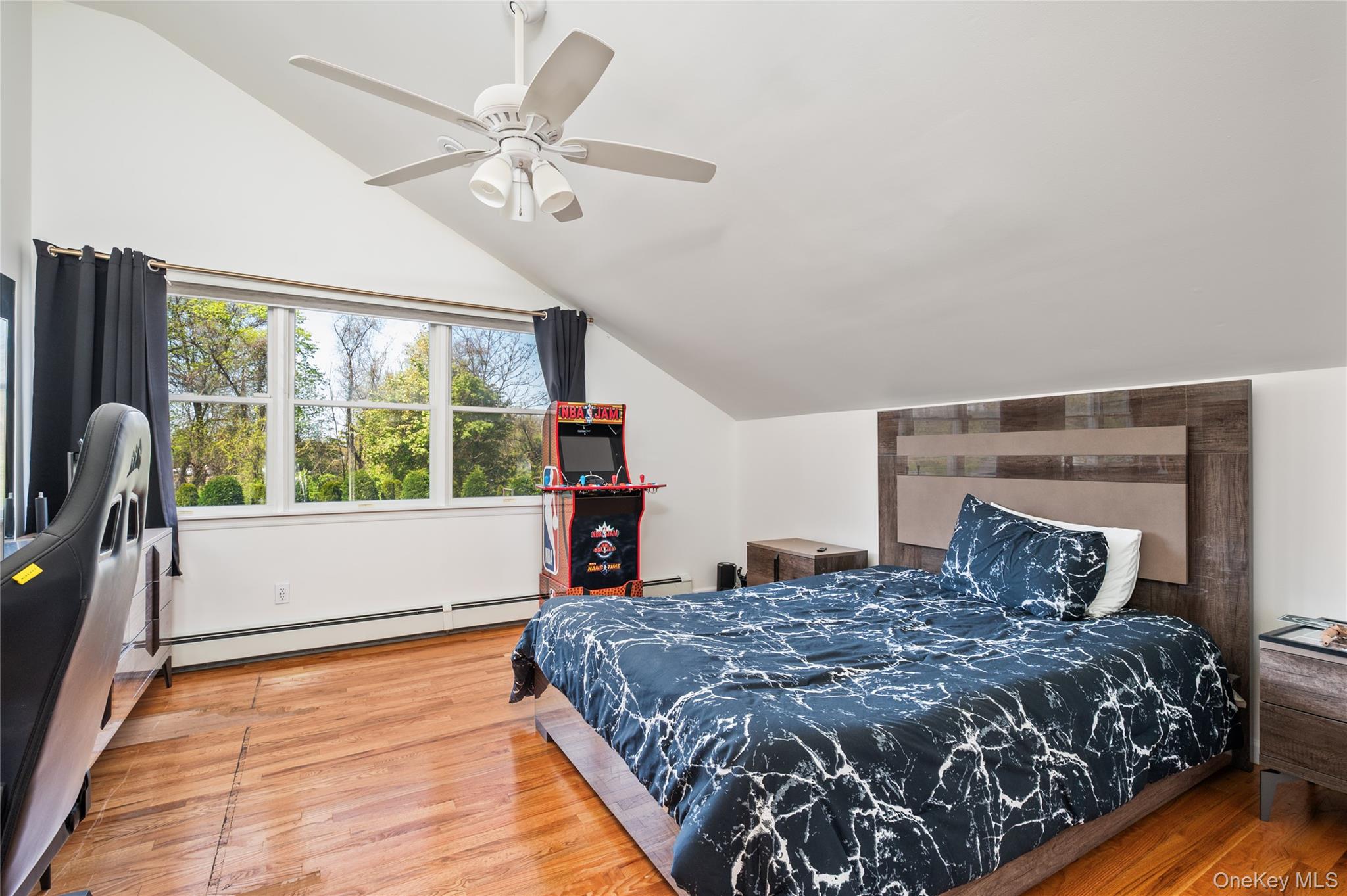 88 Pace Drive S – For Sale photo 2