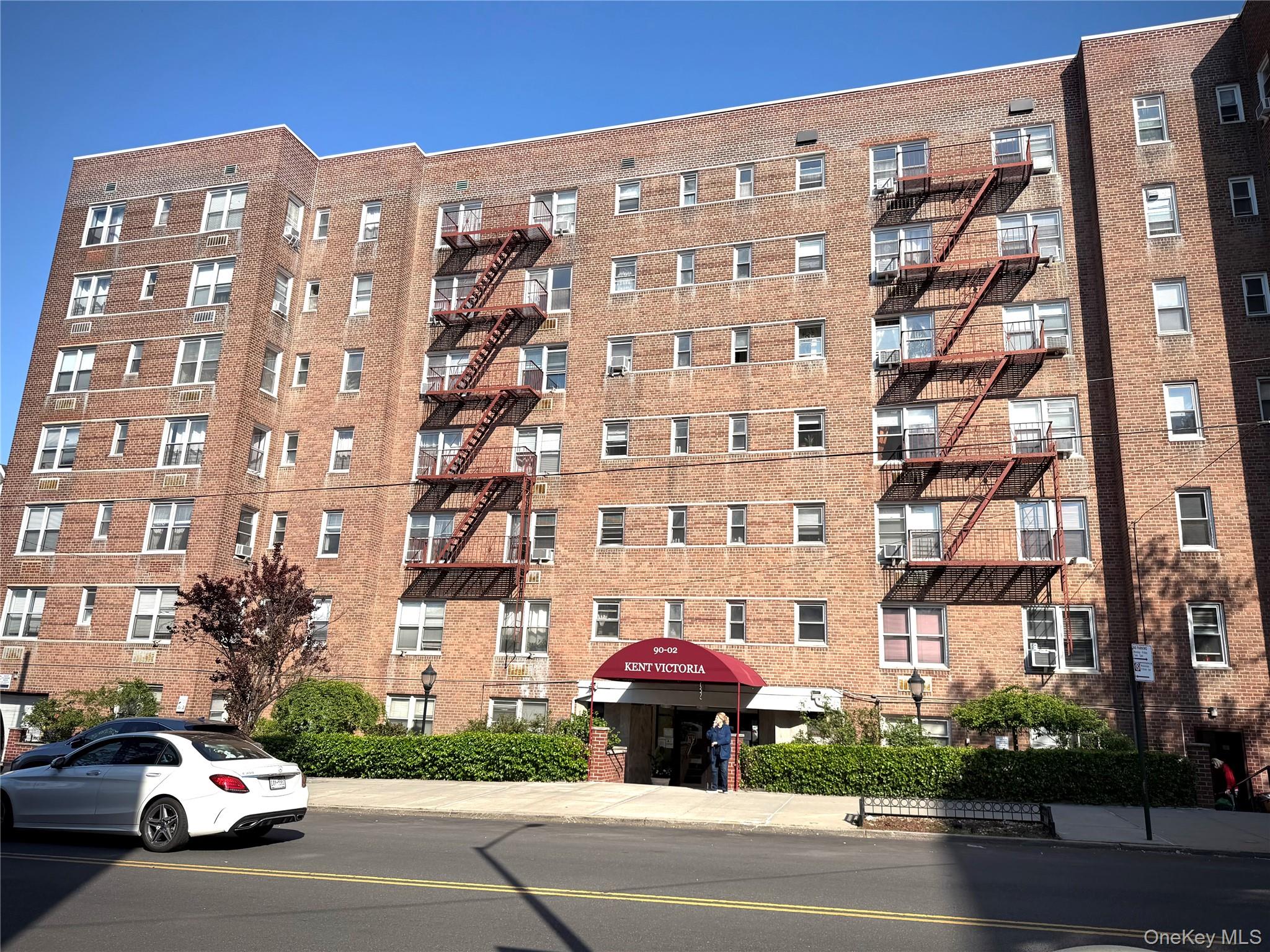 9002 63rd Drive, Unit 5C photo 3