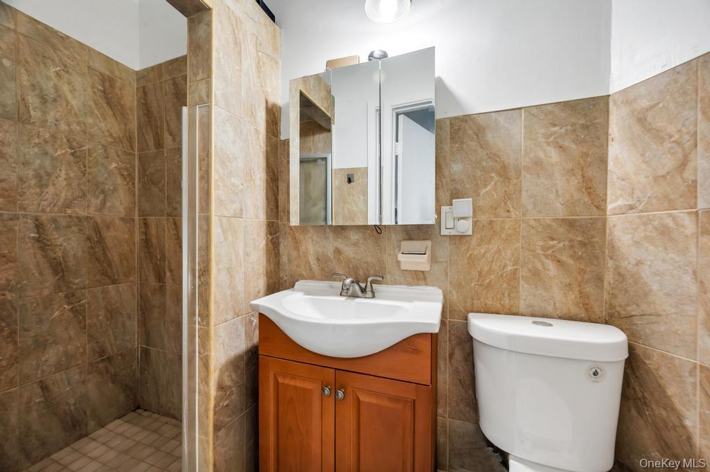 252 Woodbine Street – For Sale photo 22