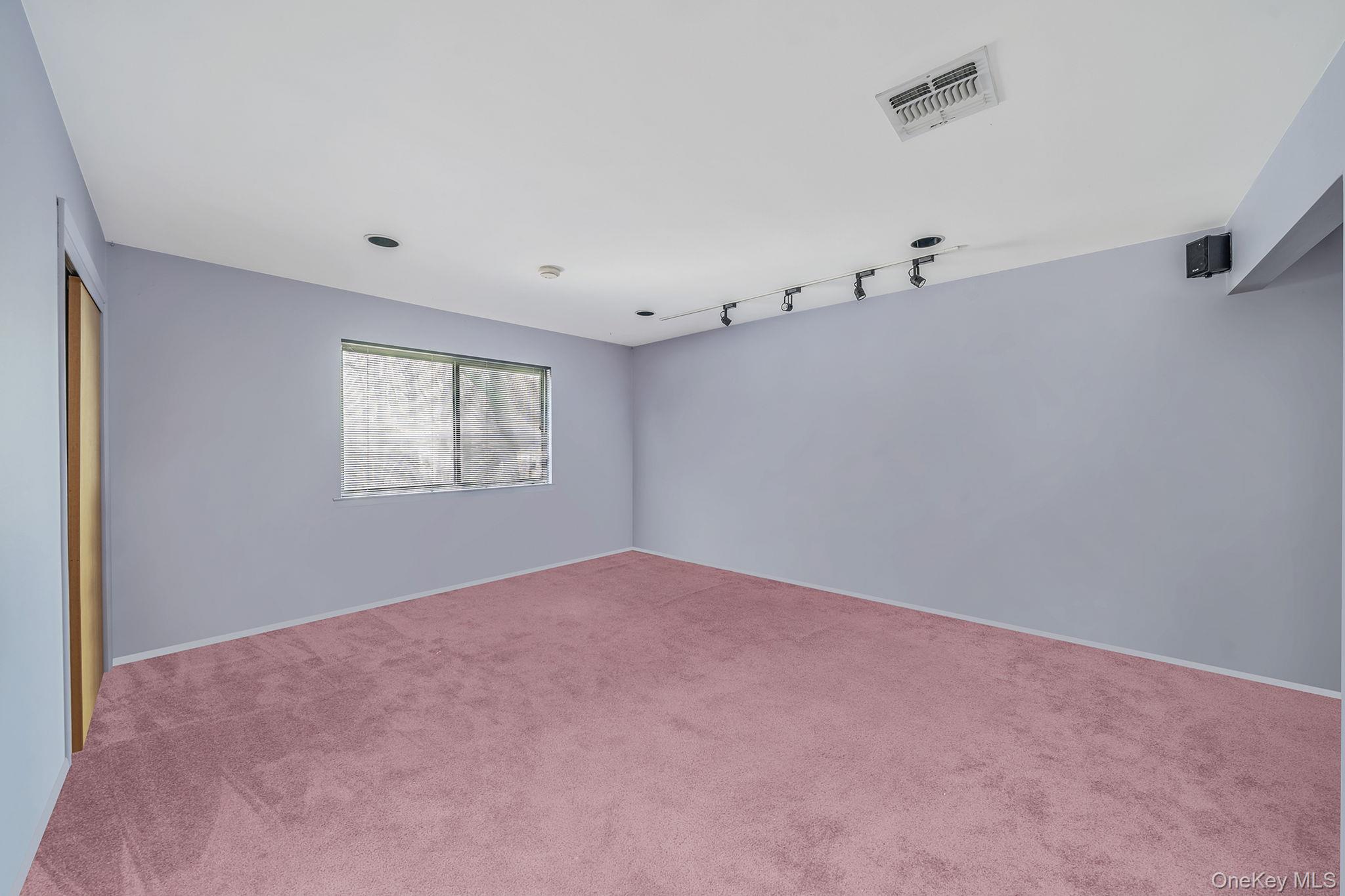 10 Lily Drive – For Sale photo 27