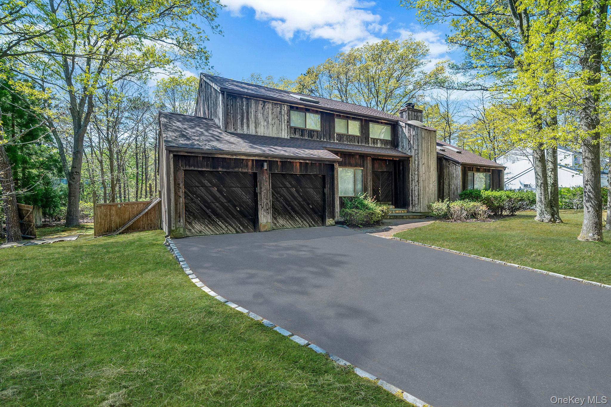 10 Lily Drive – For Sale