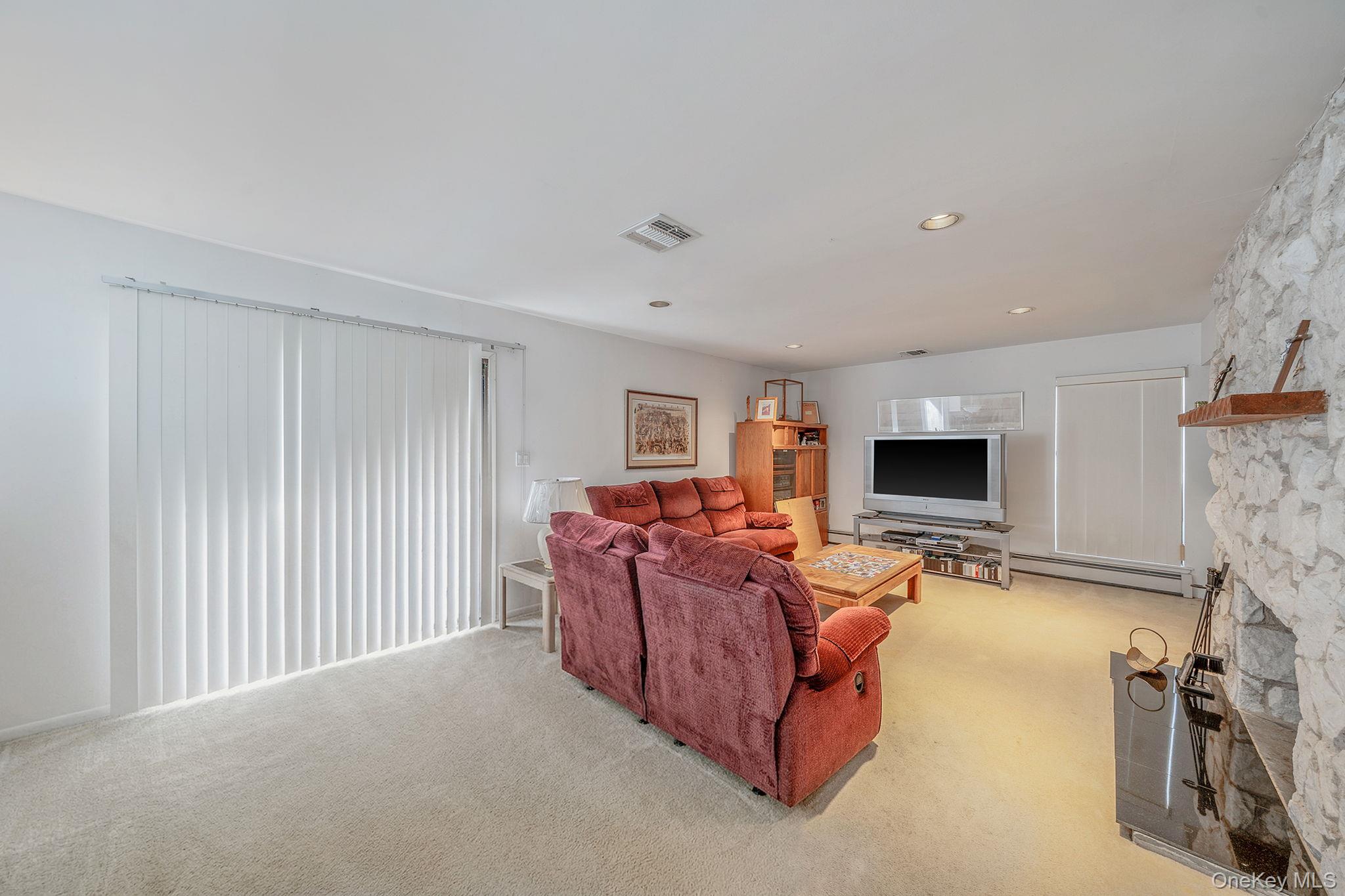 10 Lily Drive – For Sale photo 14