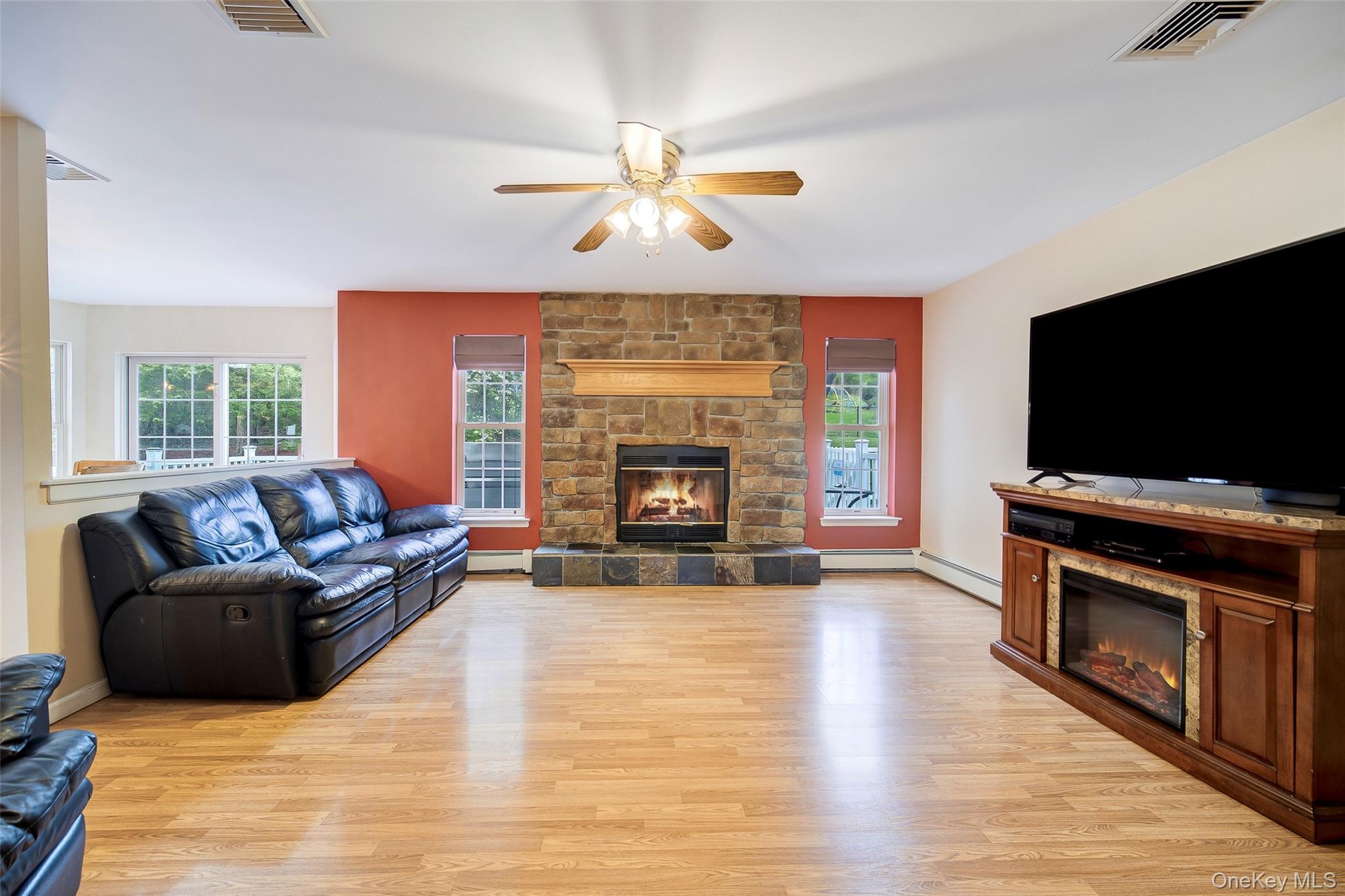 58 Nancy Lane – For Sale photo 7