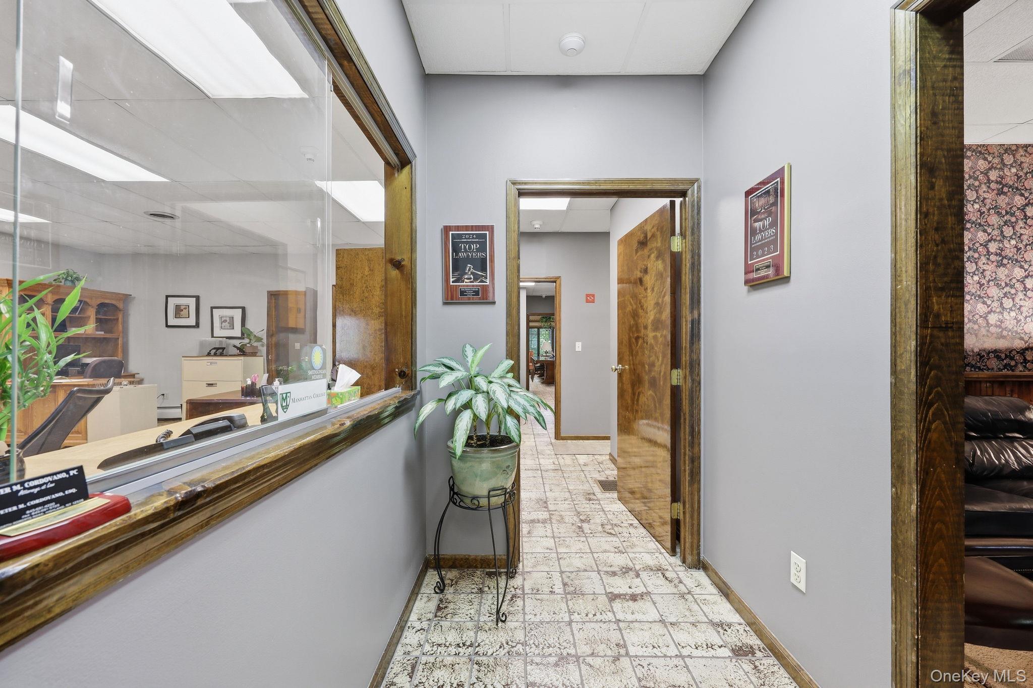 1 N Roberts Road – For Sale photo 18