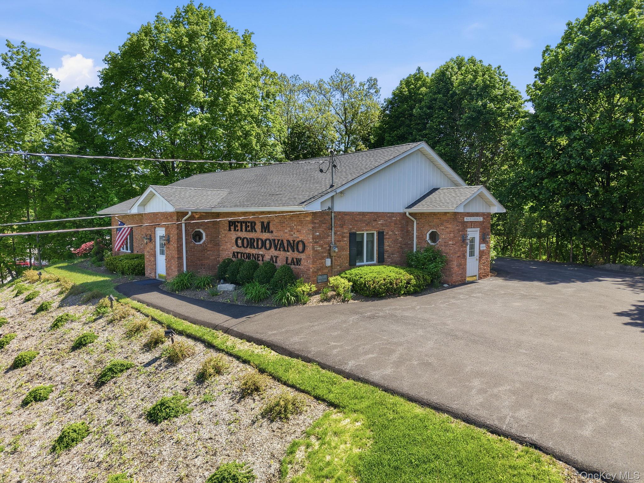 1 N Roberts Road – For Sale photo 6