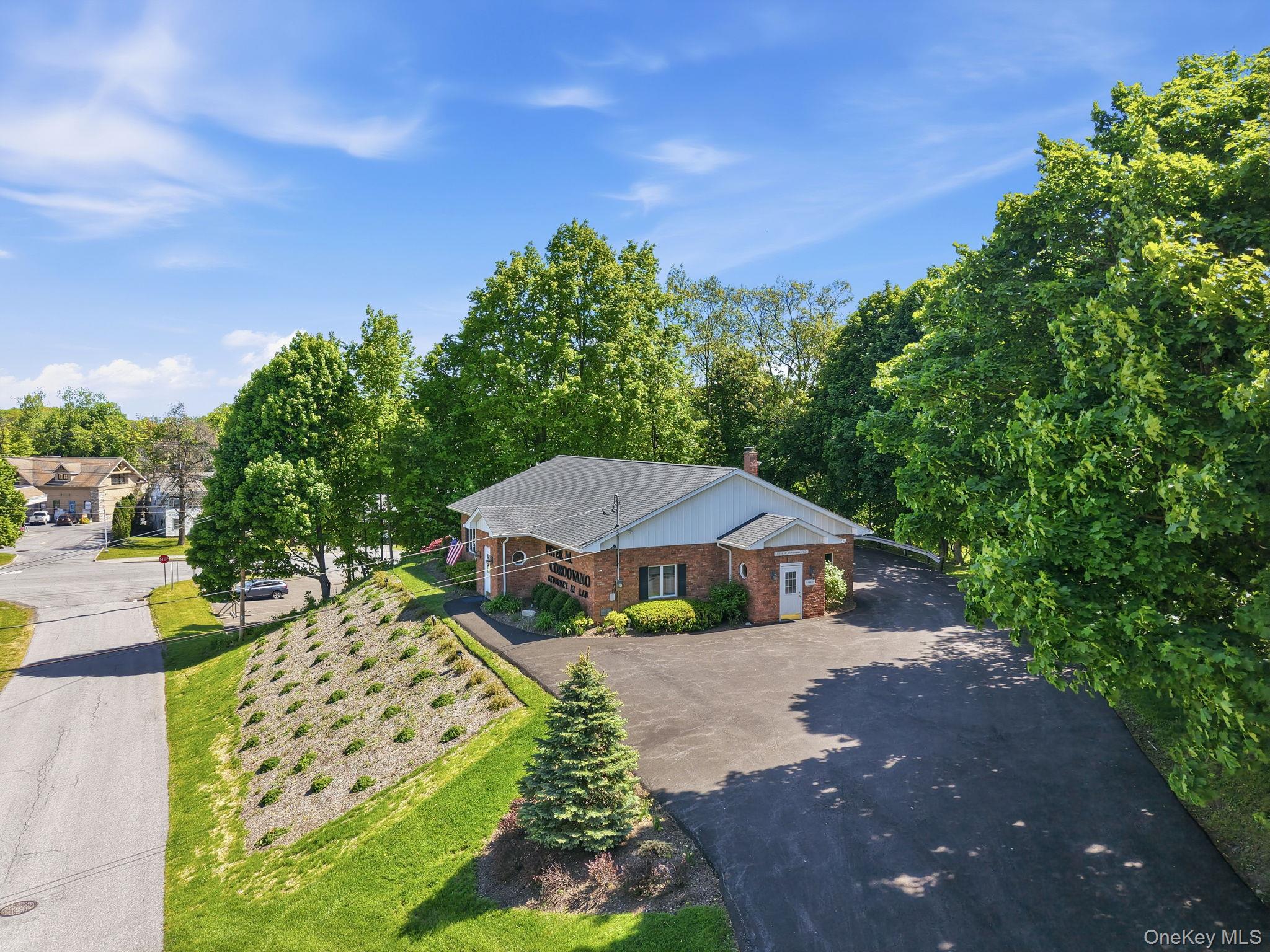 1 N Roberts Road – For Sale photo 5