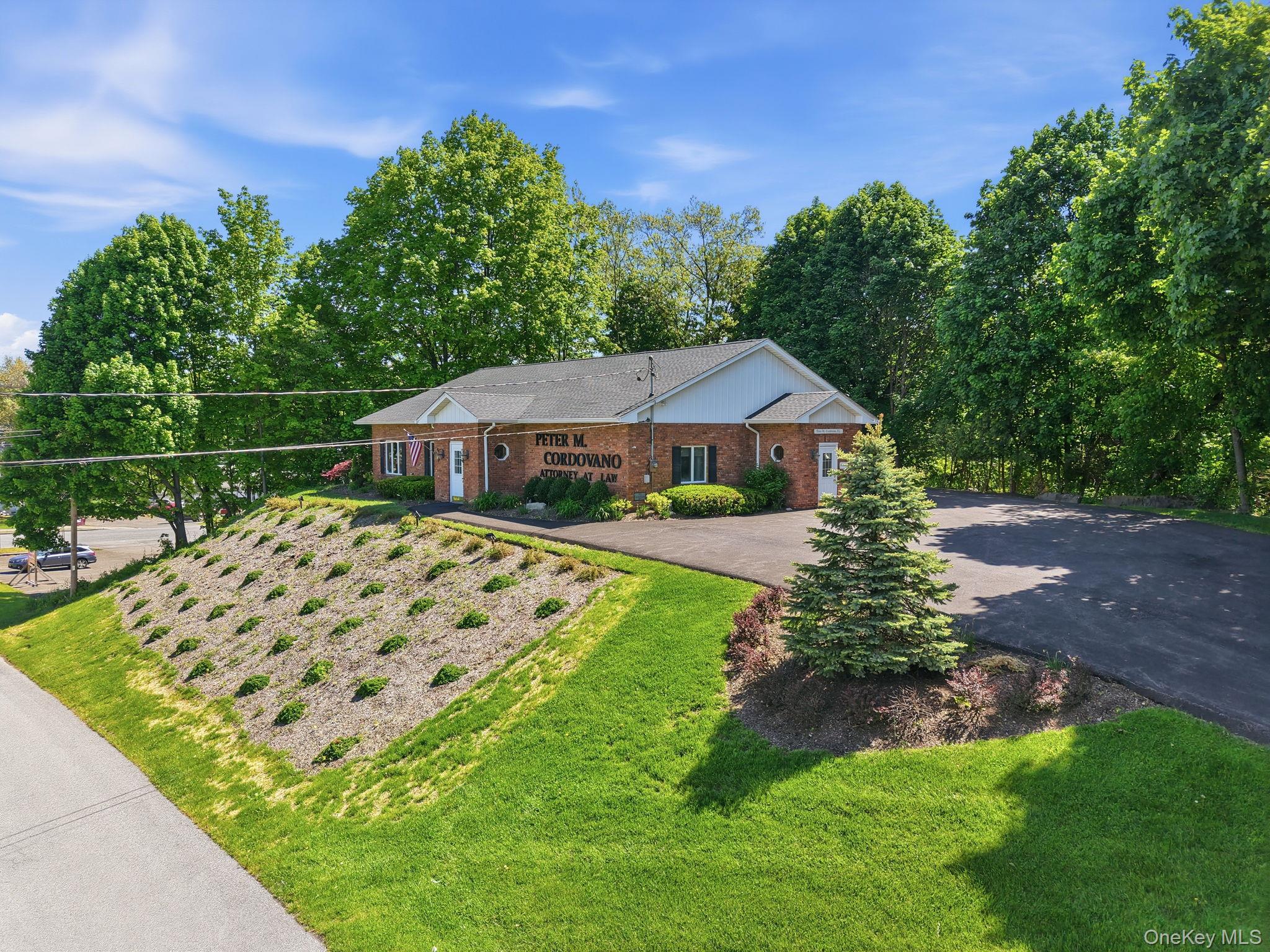 1 N Roberts Road – For Sale photo 7