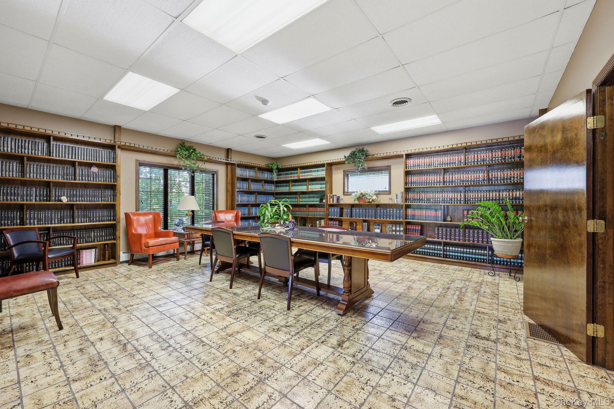 1 N Roberts Road – For Sale photo 34