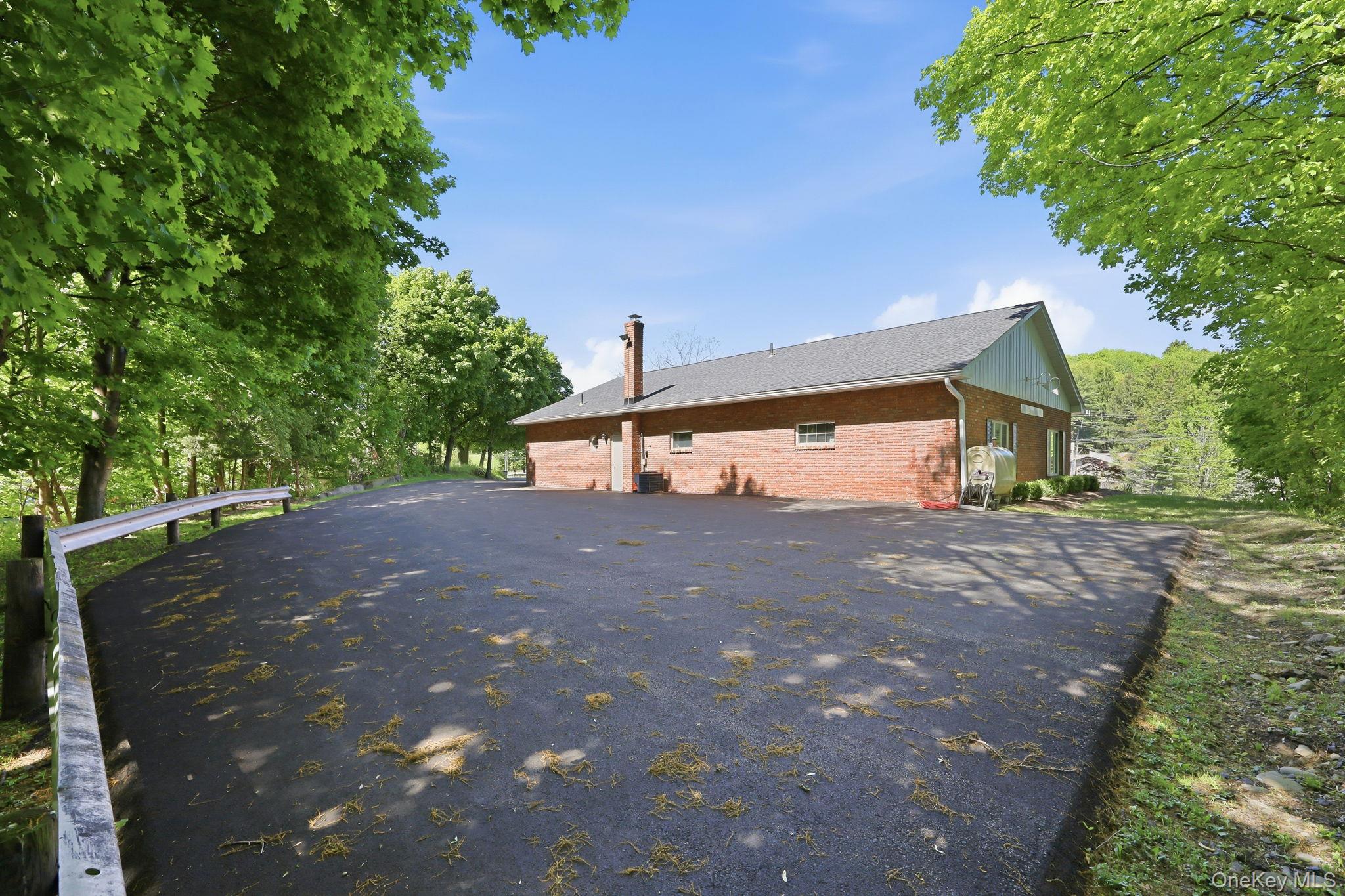 1 N Roberts Road – For Sale photo 46