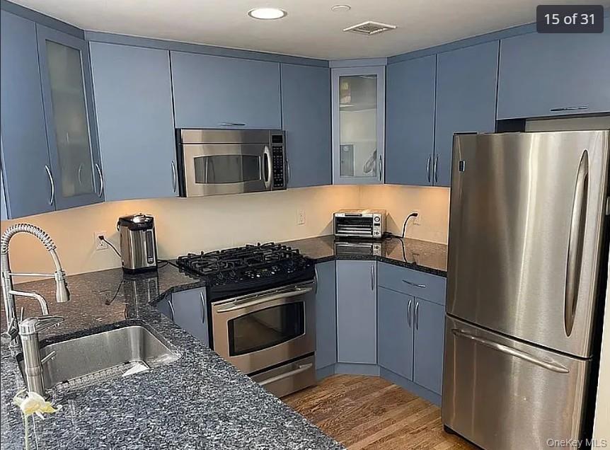 11624 Grosvenor Lane, Unit 7C photo 5