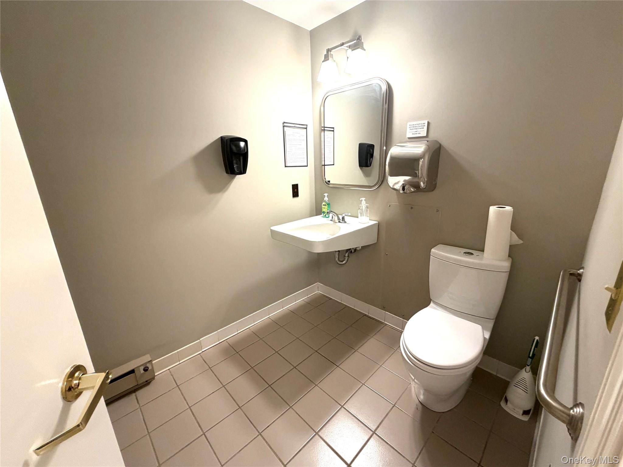 60 June Road, Unit 204 photo 13