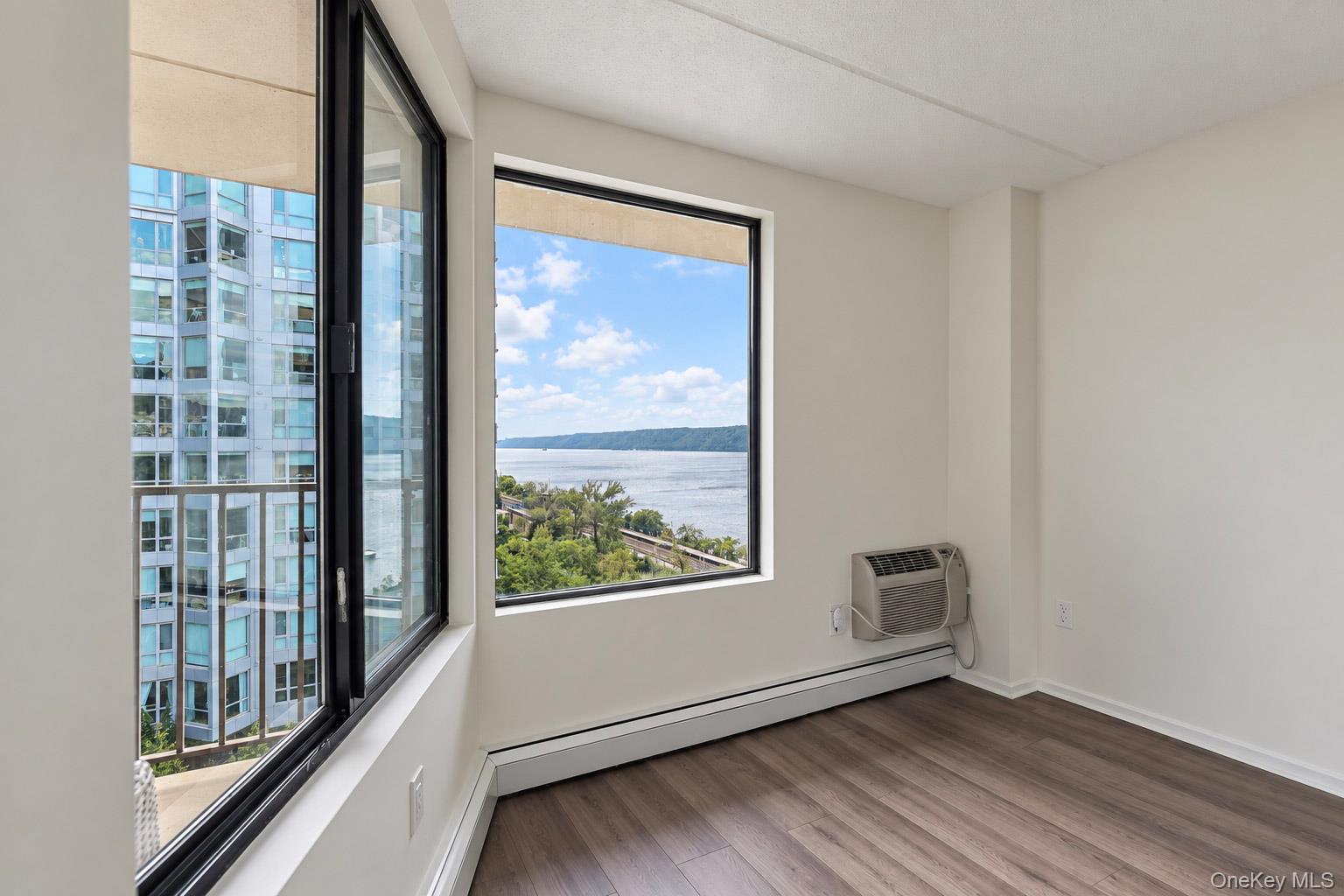 1155 Warburton Ave Avenue, Unit 7H photo 14