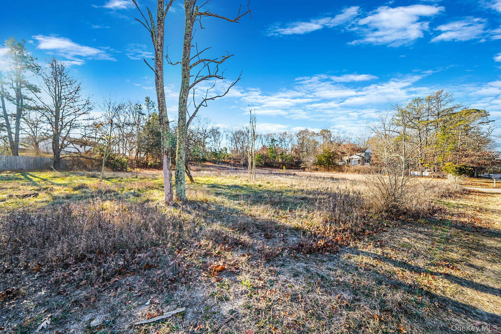 267 Old Country Road – For Sale photo 14