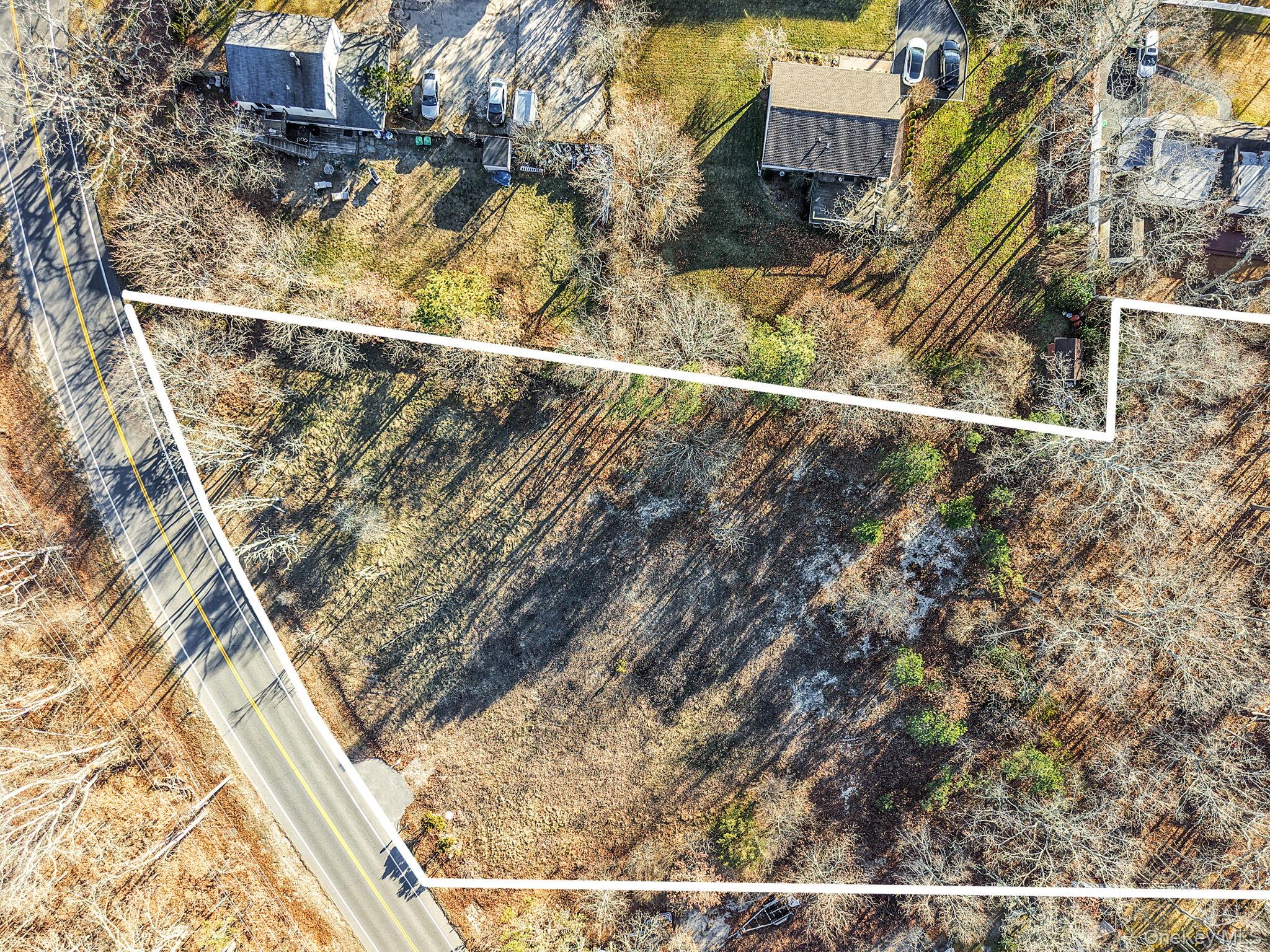 267 Old Country Road – For Sale photo 11