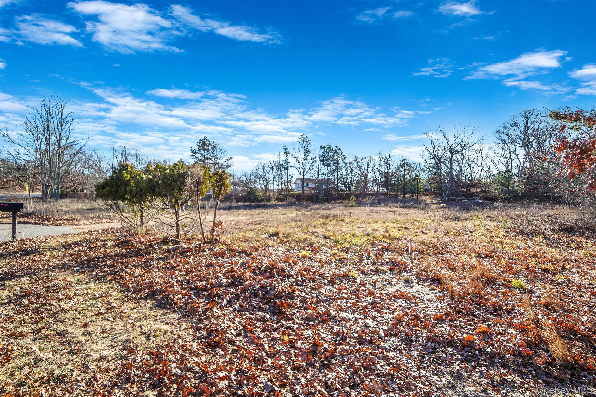 267 Old Country Road – For Sale photo 13