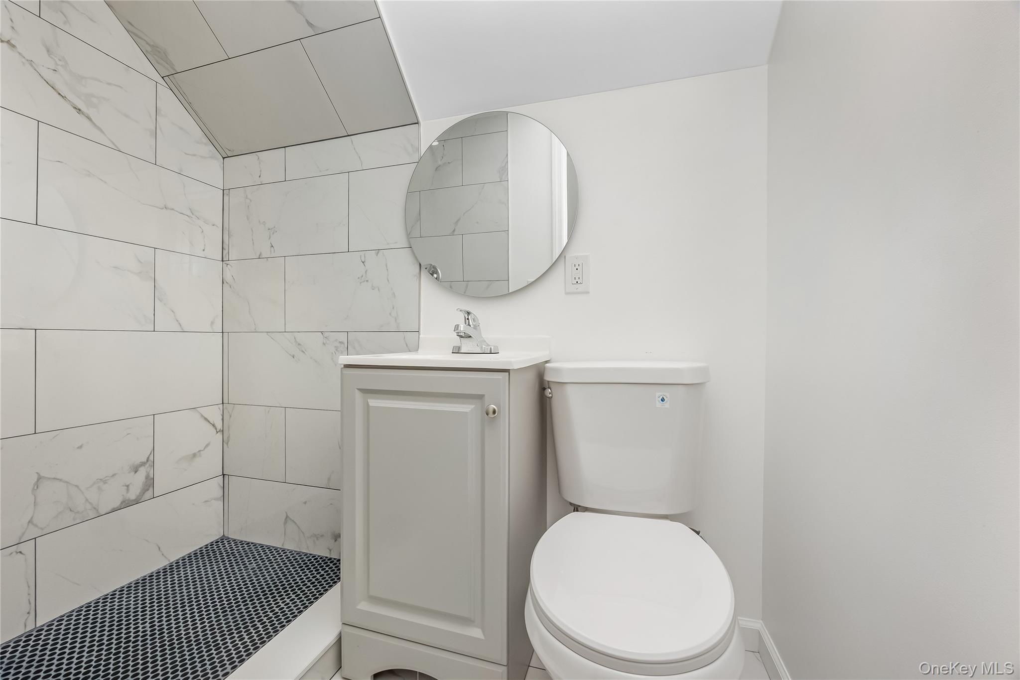 728 Martin Drive – For Sale photo 26