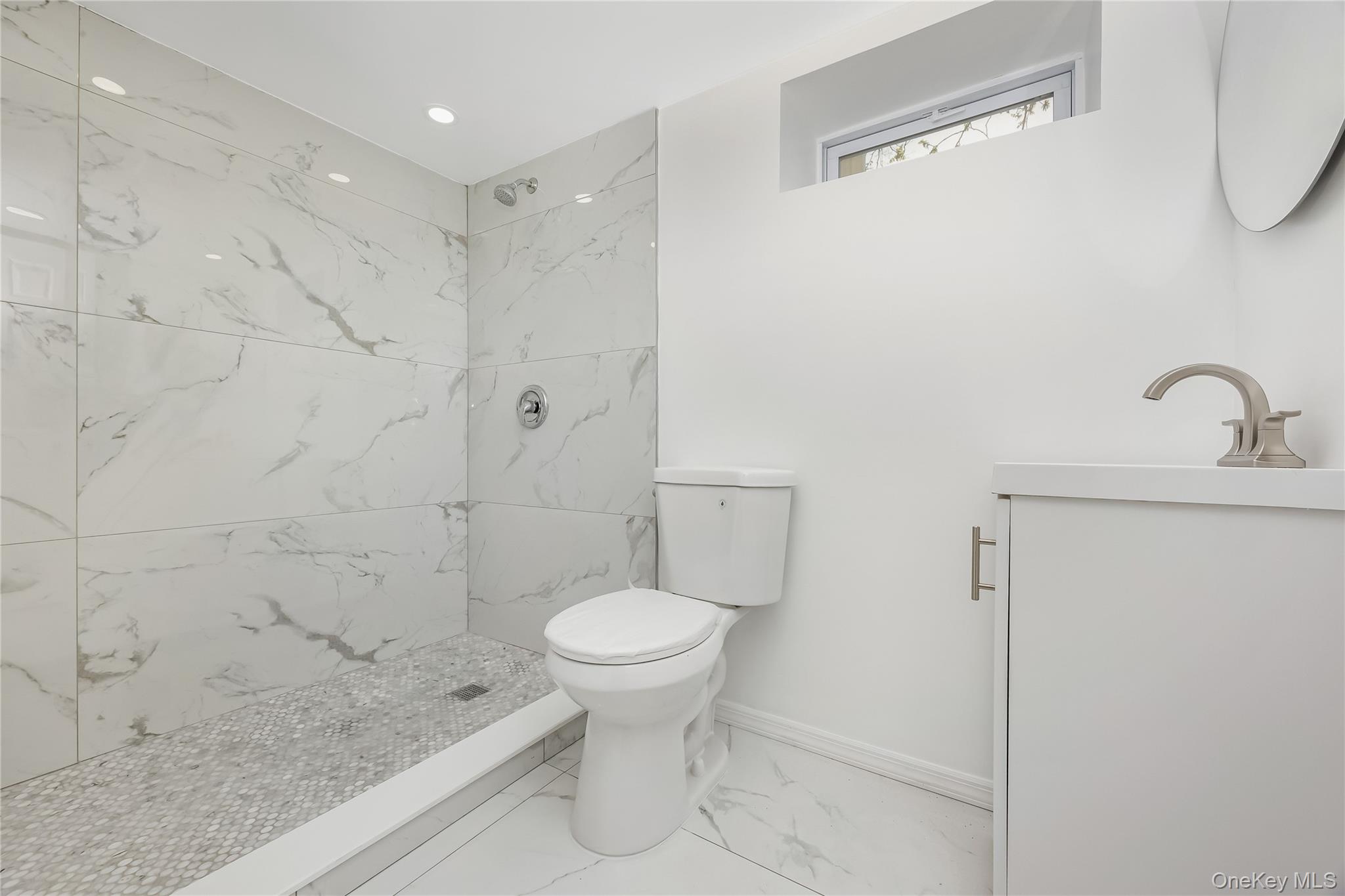 728 Martin Drive – For Sale photo 27