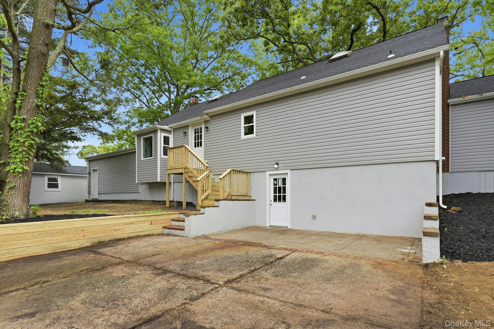 101 Rustic Road – For Sale photo 10