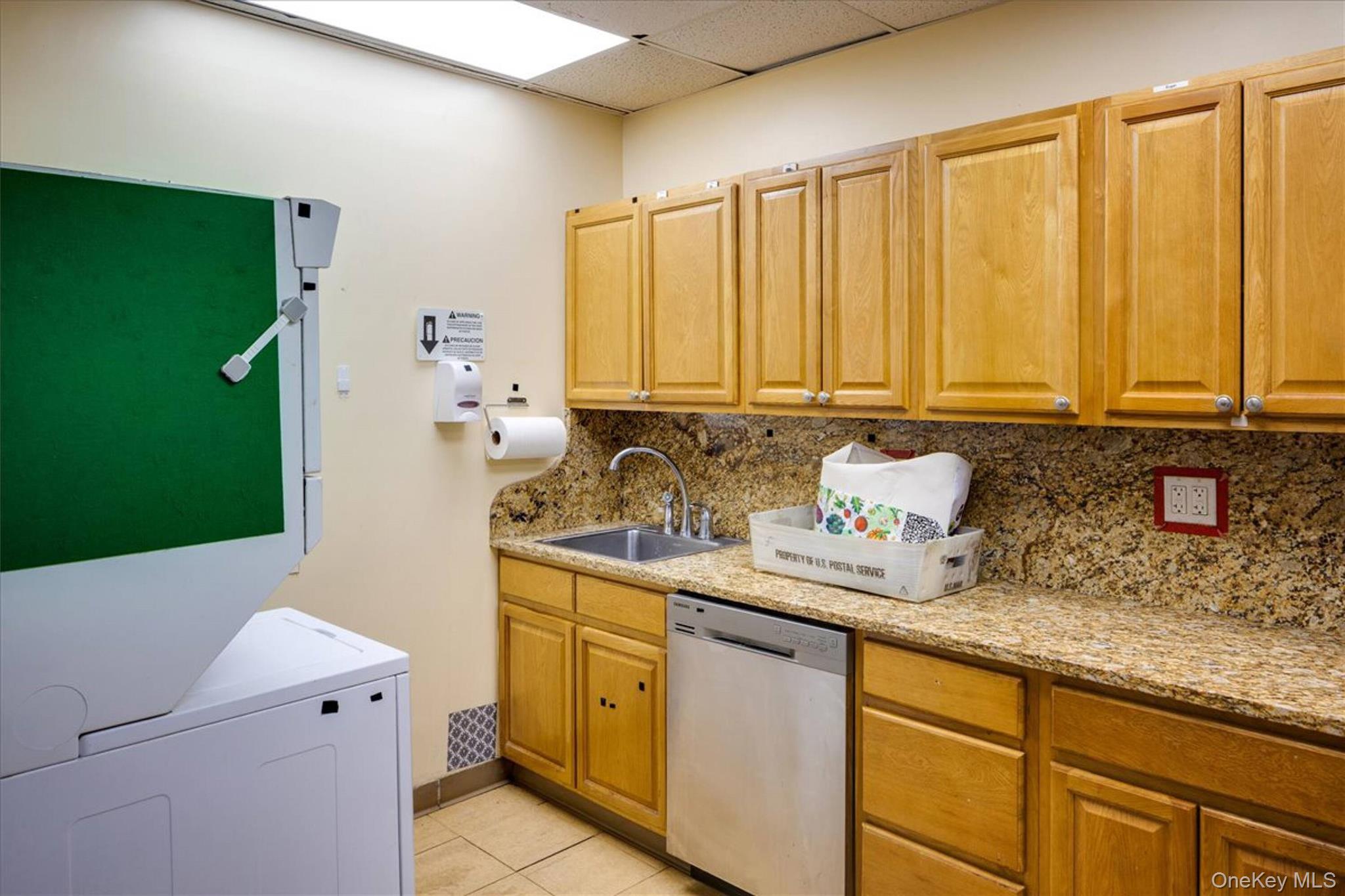 71-64 168th Street – For Rent photo 31