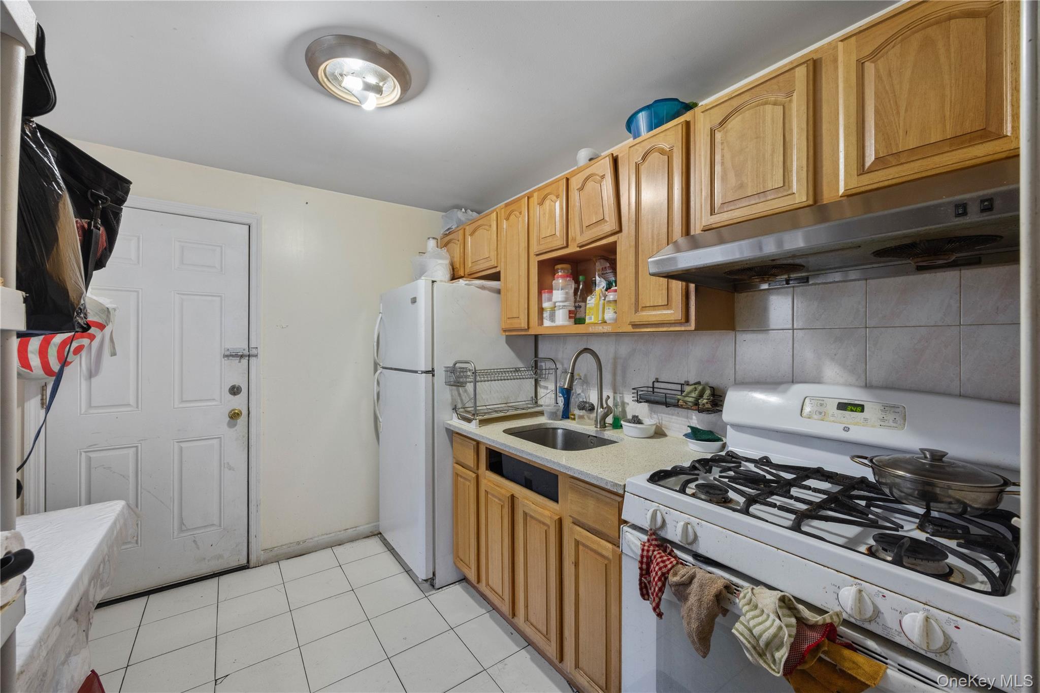 2410 Grand Avenue – For Sale photo 10