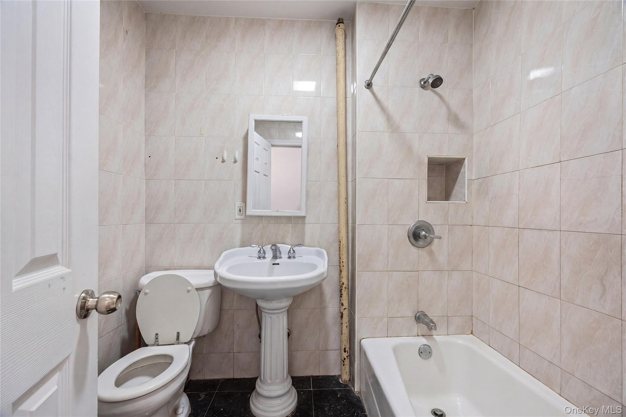 2410 Grand Avenue – For Sale photo 31