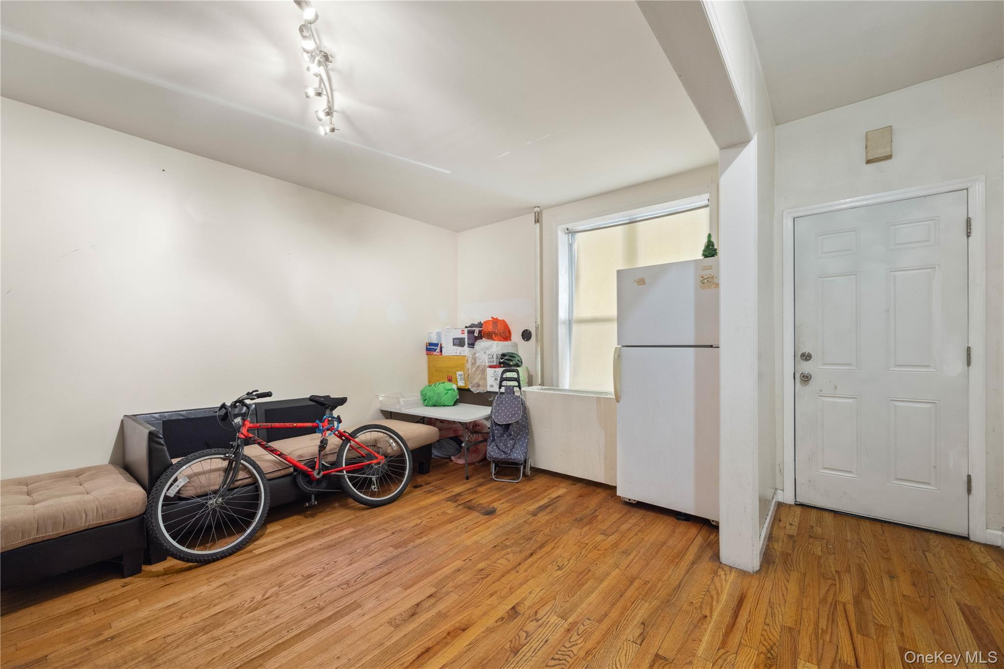 2410 Grand Avenue – For Sale photo 20