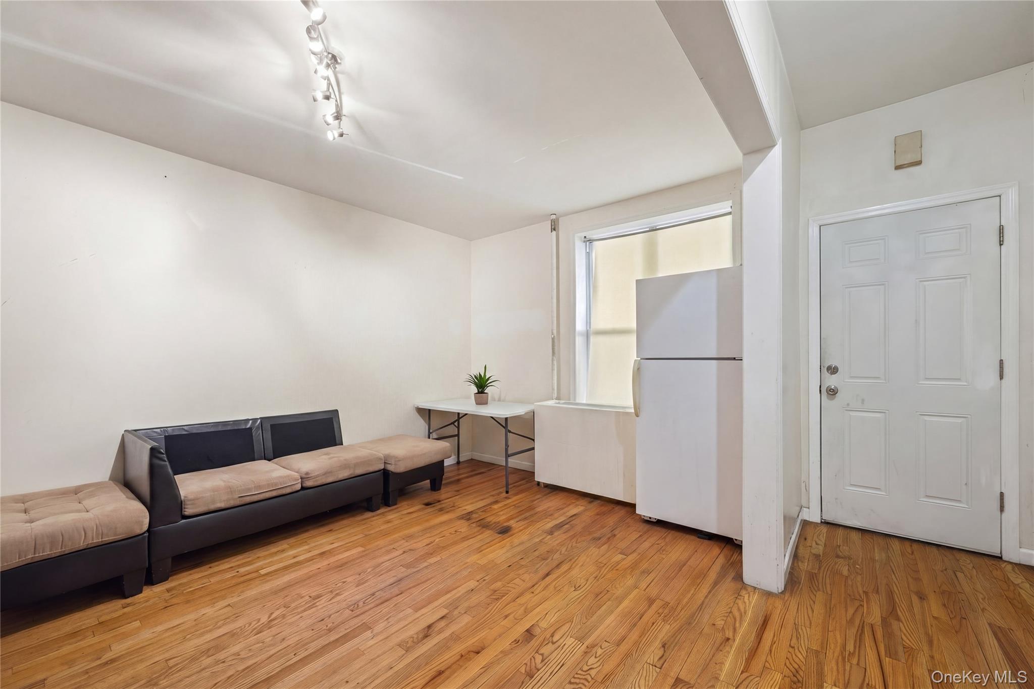 2410 Grand Avenue – For Sale photo 19