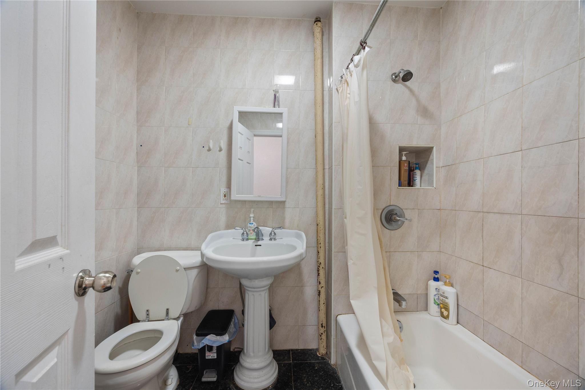 2410 Grand Avenue – For Sale photo 32