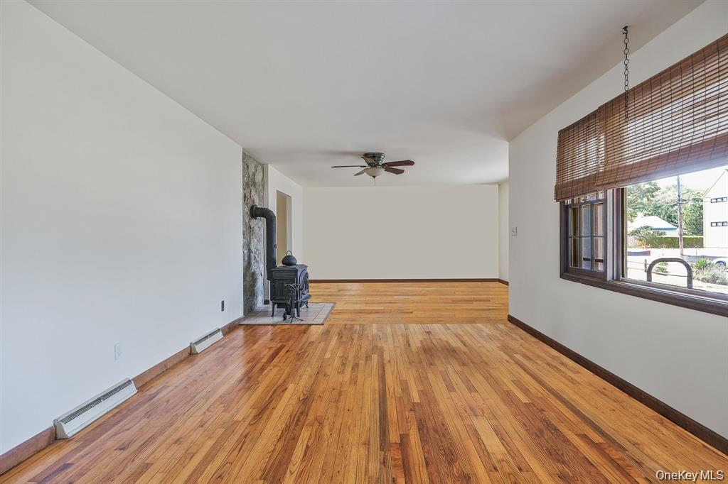 295 Willow Terrace Lane – For Sale photo 45