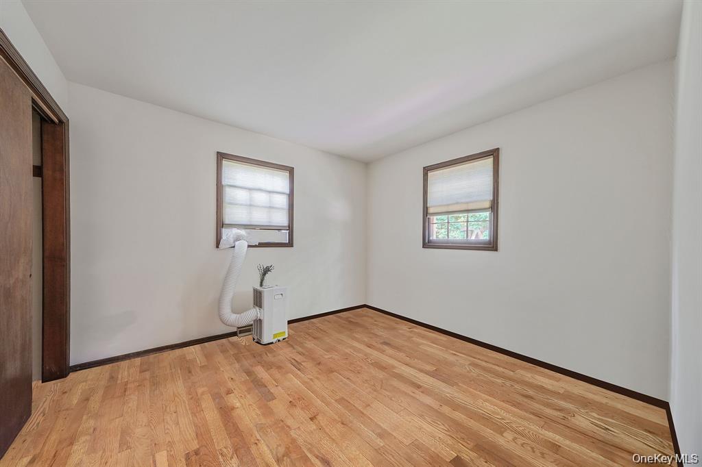 295 Willow Terrace Lane – For Sale photo 28
