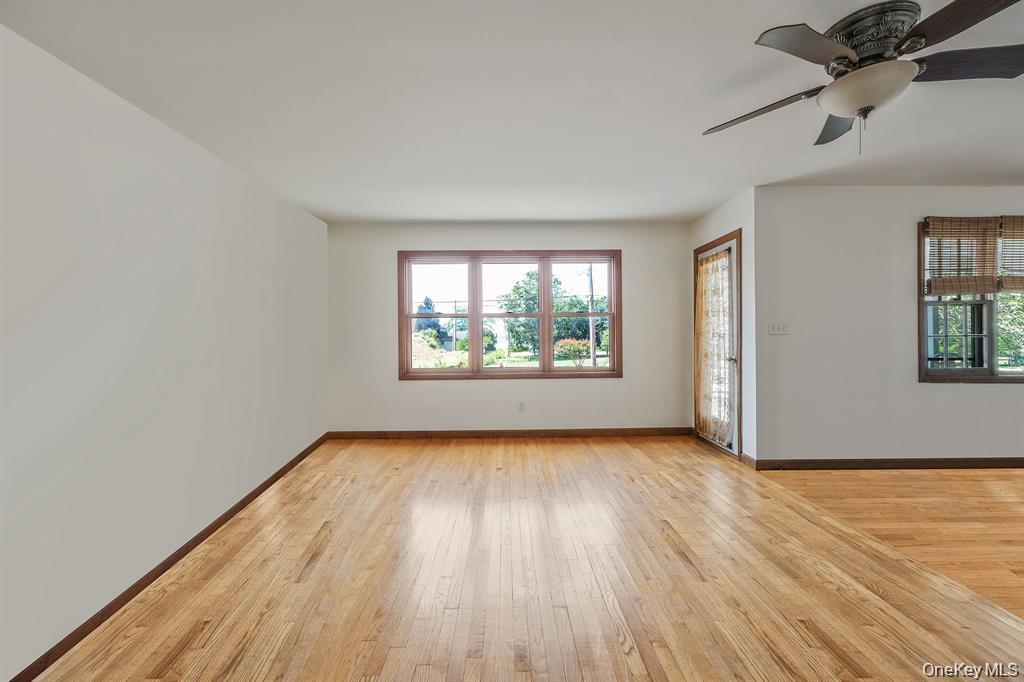 295 Willow Terrace Lane – For Sale photo 48