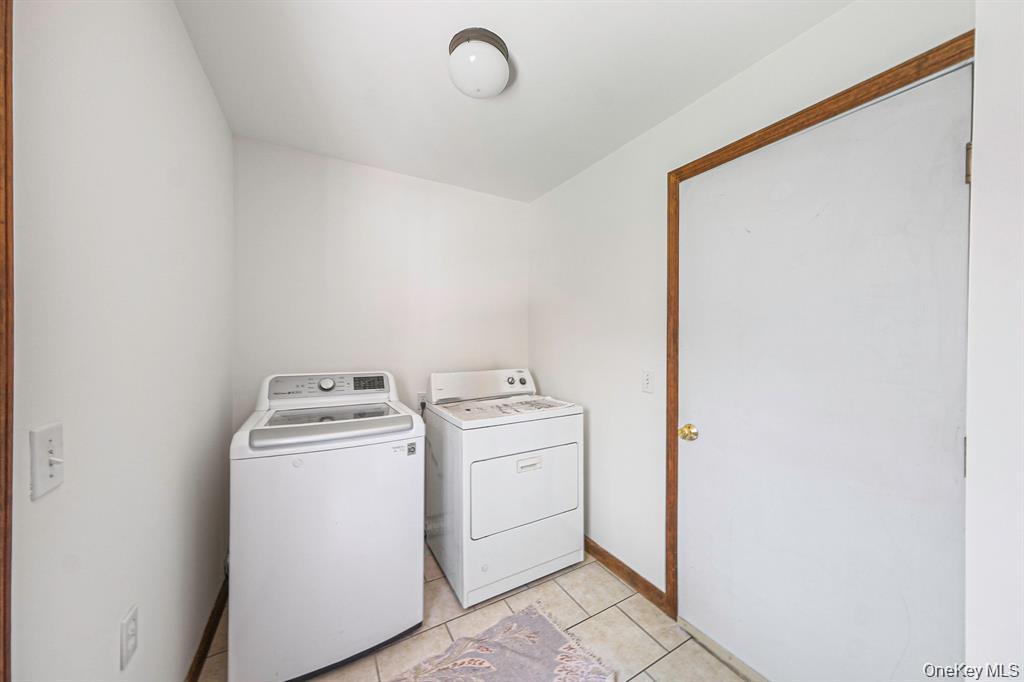 295 Willow Terrace Lane – For Sale photo 39
