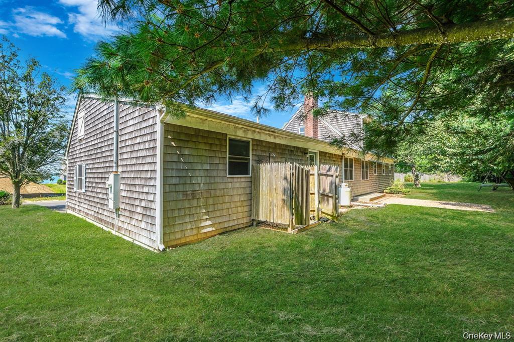295 Willow Terrace Lane – For Sale photo 15
