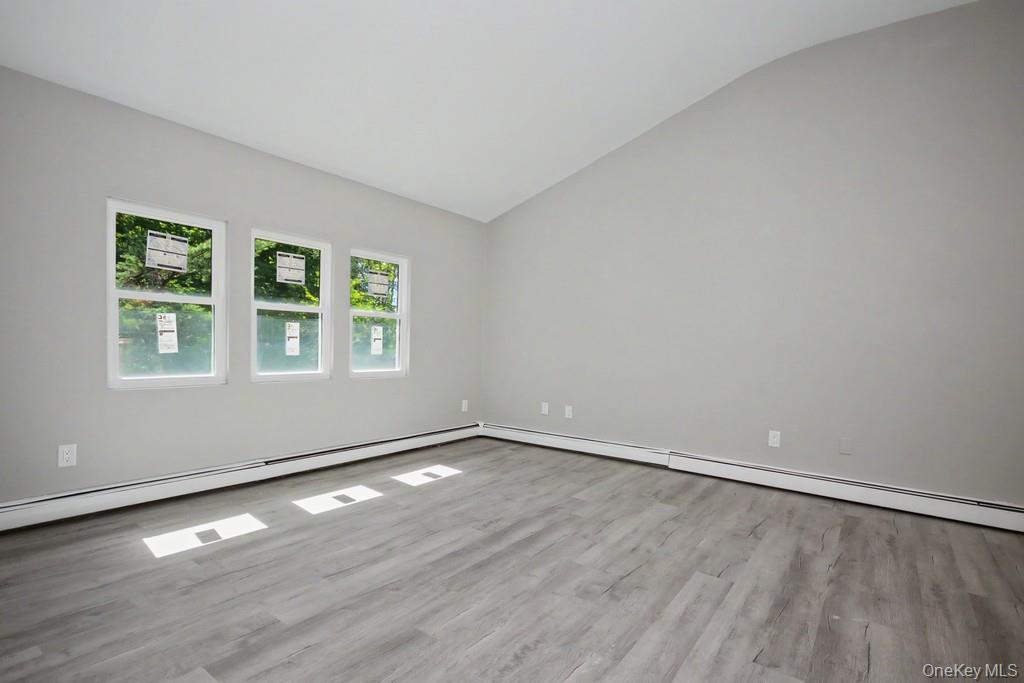 19 Englewood Terrace – For Sale photo 15